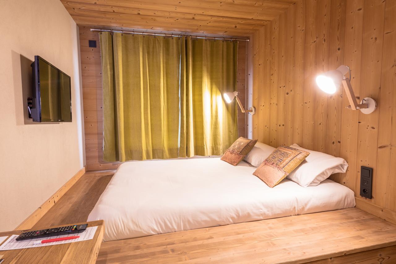 Les Cabanes De La Maison Rouge FRENCH ALPS Exteriör bild